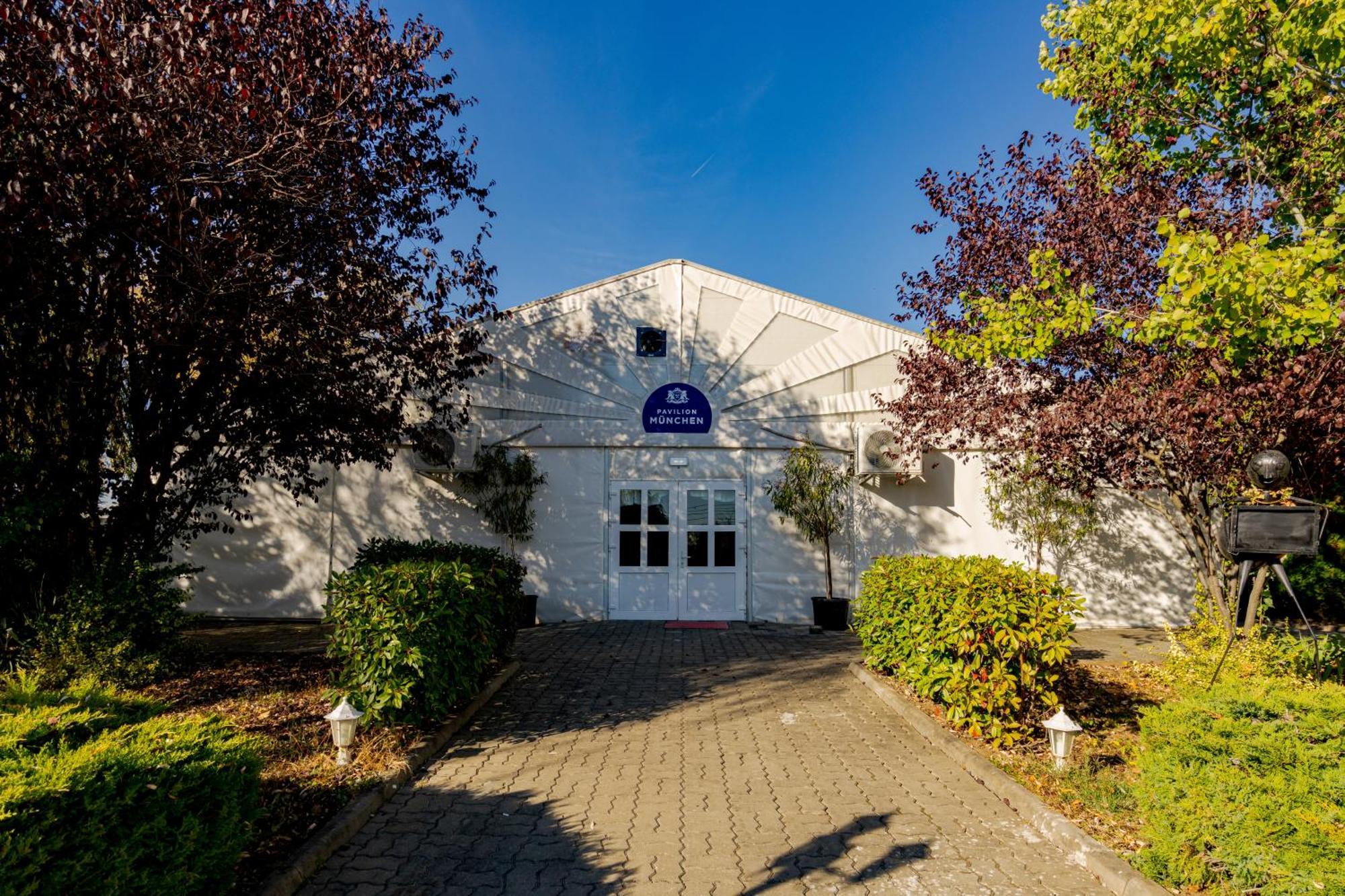 Casa Augsburg Hotel Banesti Exterior photo